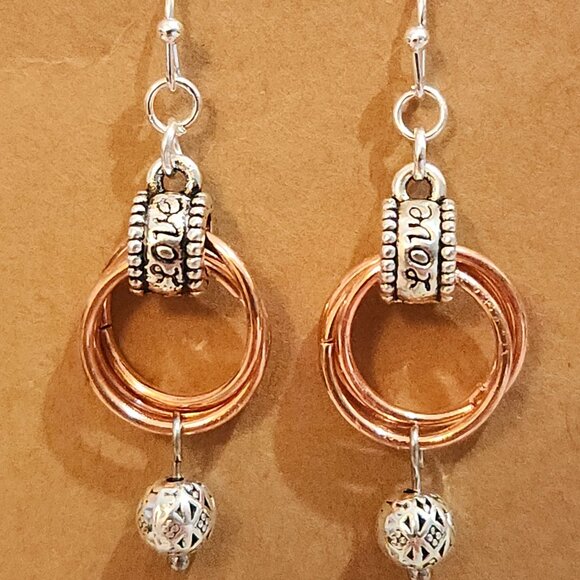 Artisan Crafted Bright Silver and Copper & Silver Spiral Chain Maile Earrings - Picture 3 of 10
